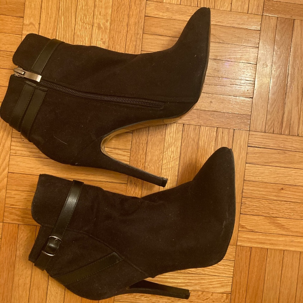 SERGIO BARI - BLACK Faux Suede Stiletto Boots - SIZE 9